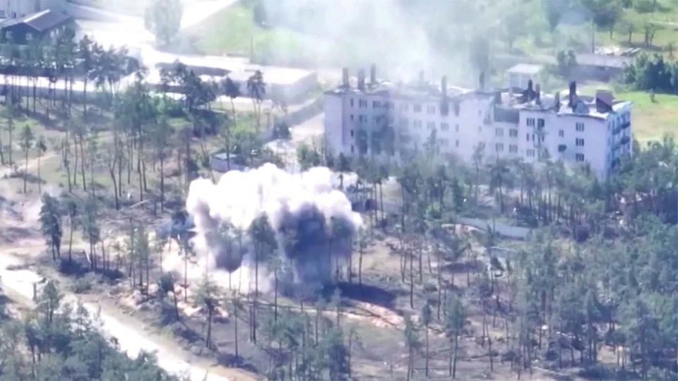 Ukraine-Krieg: Nach Kreml-Angaben – Region Luhansk ist vollständig erobert Ukraine-Krieg: Nach Kreml-Angaben – Region Luhansk ist vollständig erobert