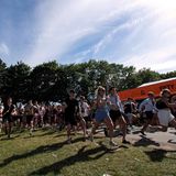 Kurze Rückblende: Die Eröffnung des Festivalgeländes mit dem traditionellen Einlauf der Gäste