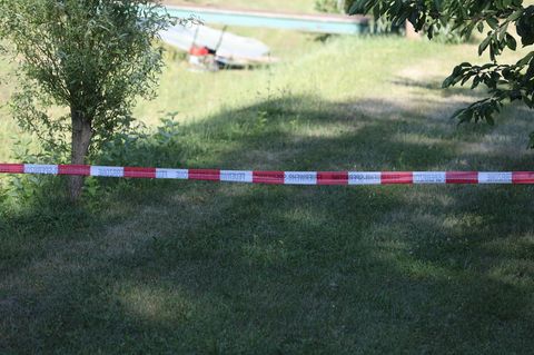 Nach dem Erdrutsch in Thüringen hat die Polizei das Gelände abgesperrt