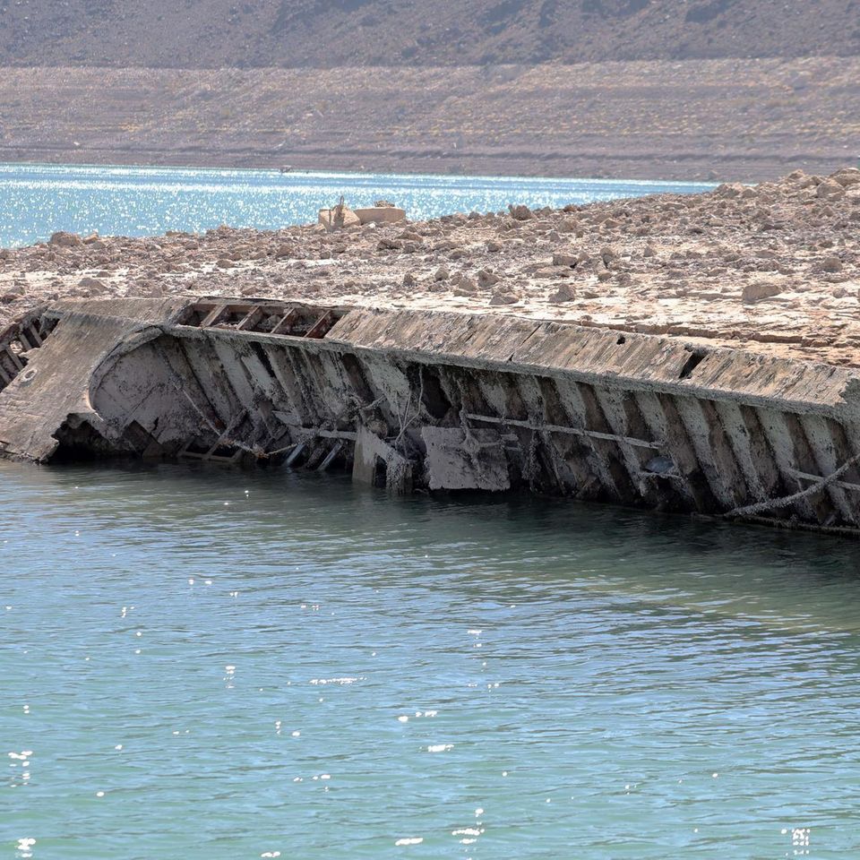 Relikt aus der Zeit des Zweiten Weltkrieges: Ein gesunkenes Landungsboot in der Nähe der Lake-Mead-Marina