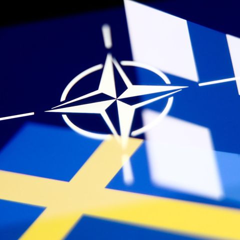 Die Flaggen der Nato, Schwedens und Finnlands