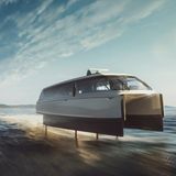 Die P-12 erreicht 55 Km/h - für ein Boot ist das enorm schnell.