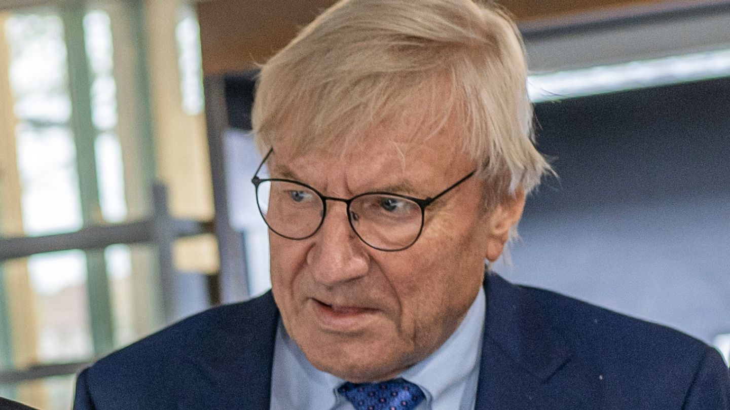 Porträt Dieter Schäfer Porträt Dieter Schäfer