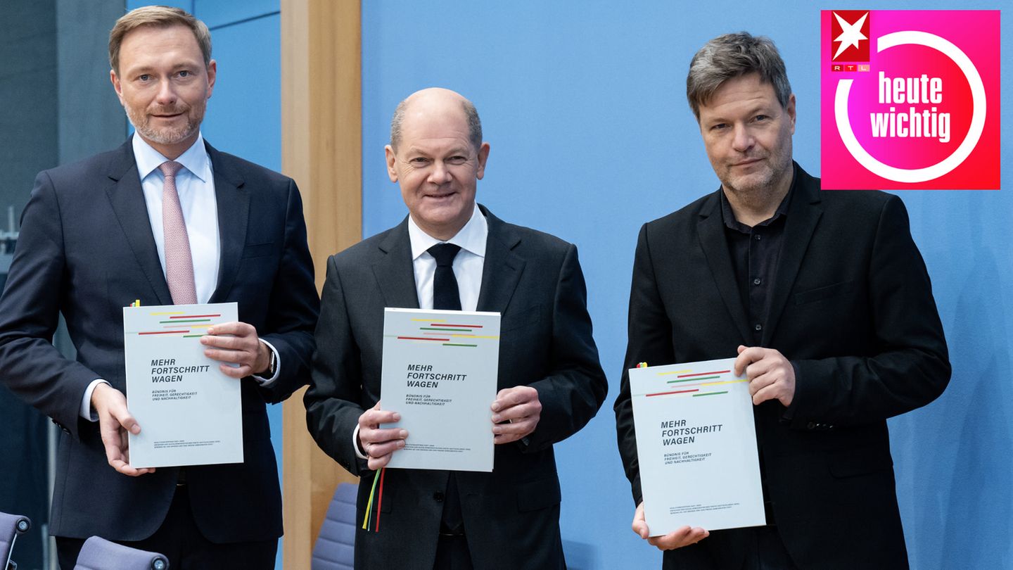 Die Männer der Ampel: Christian Lindner (FDP, l.), Bundeskanzler Olaf Scholz (SPD) und Robert Habeck (Grüne) 