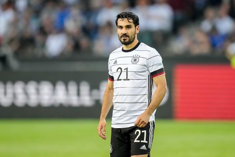 Nationalspieler Ilkay Gündogan auf dem Fußball-Feld