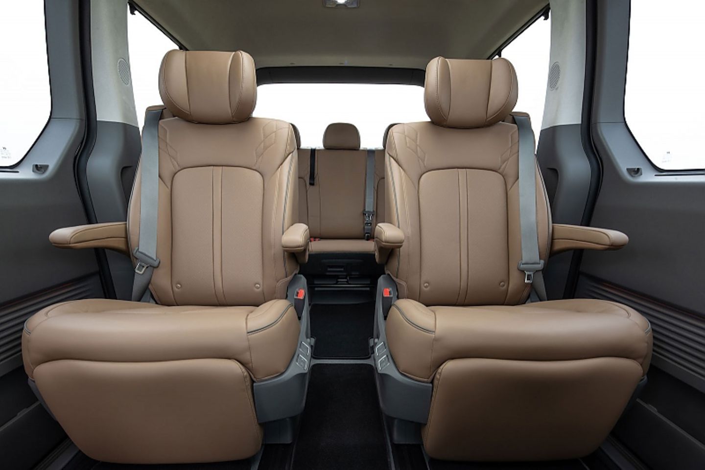 Hyundai Staria 2.2 CRDi 4WD Signature