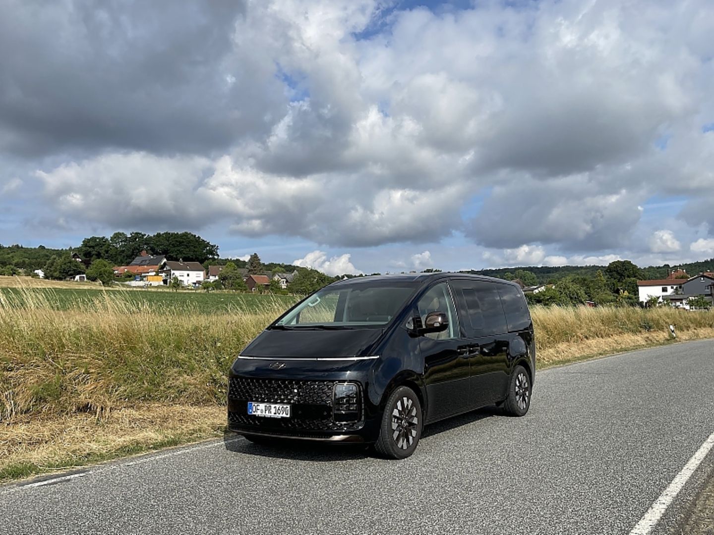 Hyundai Staria 2.2 CRDi 4WD Signature