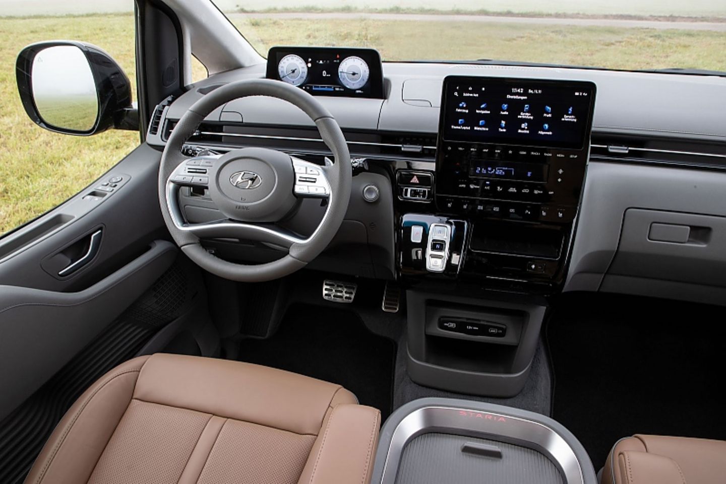 Hyundai_Staria_2.2_CRDi_4WD-8.jpg