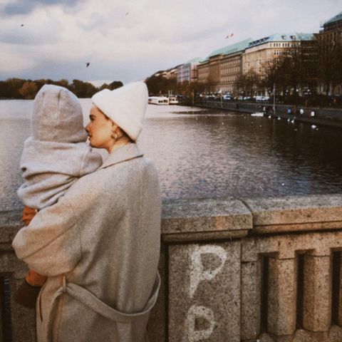 Jana Huhn mit Sohn