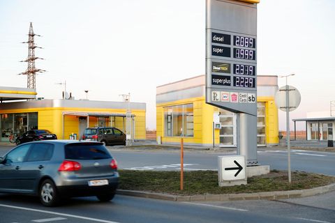 In Österreich wird Diesel und Benzin nicht nur teurer – anscheinend gibt es auch Versorgungsengpässe.