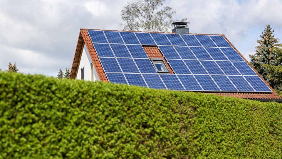 Strom selbst gemacht: Auch privat gewonnene Sonnenenergie wird immer wichtiger