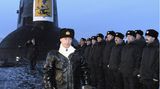 Wladimir Putin bei einer Visite eins Atom-U-Boots im Jahr 2004