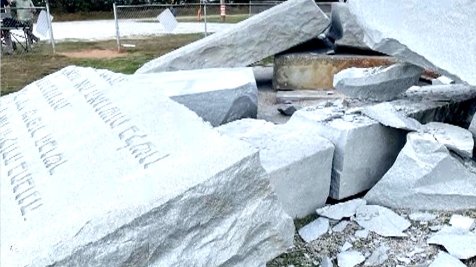 "Amerikanisches Stonehenge": Sprengstoffattacke zerstört Monument