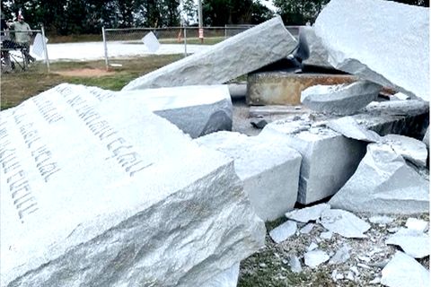 "Amerikanisches Stonehenge": Sprengstoffattacke zerstört Monument