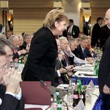Wladimir Putin und Angela Merkel auf der Münchener Sicherheitskonferenz 2007