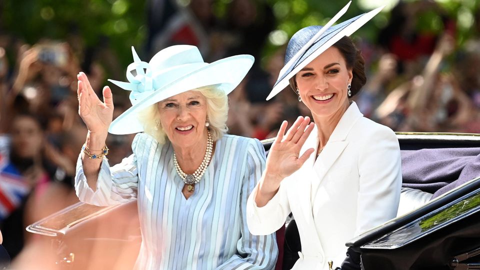 Herzogin Camilla und Herzogin Kate beim Trooping the Colour, dem Auftakt zum Platinum Jubilee der Queen im Juni.
