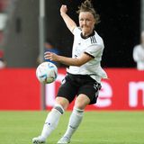 Marina Hegering (Innenverteidigerin, VfL Wolfsburg, 32): Spitzname "Maschina". Ist die Abwehrchefin und Älteste im Team, fehlte zuletzt aber oft verletzt. Zweikampfstark und routiniert. Spielt künftig in Wolfsburg und soll dort in zwei Jahren in den Trainerstab wechseln.