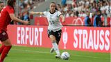 Sara Däbritz (Mittelfeld, Olympique Lyon, 27): Zusammen mit Alexandra Popp und Svenja Huth eine von drei Kapitäninnen. Die Spielmacherin hat beim Champions-League-Sieger Olympique Lyon einen Dreijahresvertrag unterschrieben. Einzige deutsche Feldspielerin aus dem Ausland.