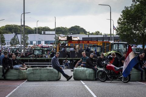 Landwirte blockieren das Verteilzentrum von Albert Heijn