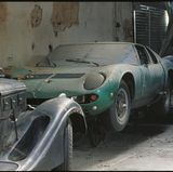 Dieser Miura wurde auf einem Rollwagen aufgebockt.