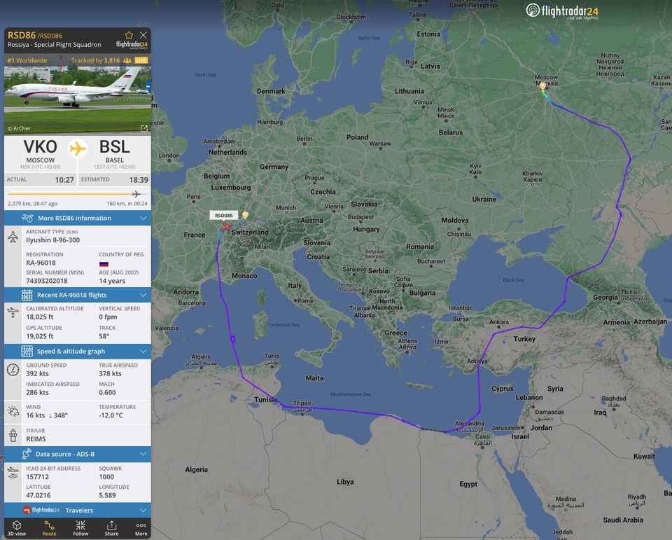 Der Flug der russischen Maschine nach Europa: Selbst mit Ausnahmegenehmigung war ein riesiger Umweg notwendig.