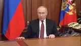Wladimir Putin bei der Ansprache an seine Nation, in der er de facto sich selbst den Einmarsch in die Ukraine erlaubt