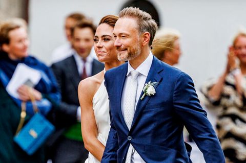 Bundesfinanzminister Christian Lindner (FDP) und seine Frau Franca Lehfeldt nach der Trauung