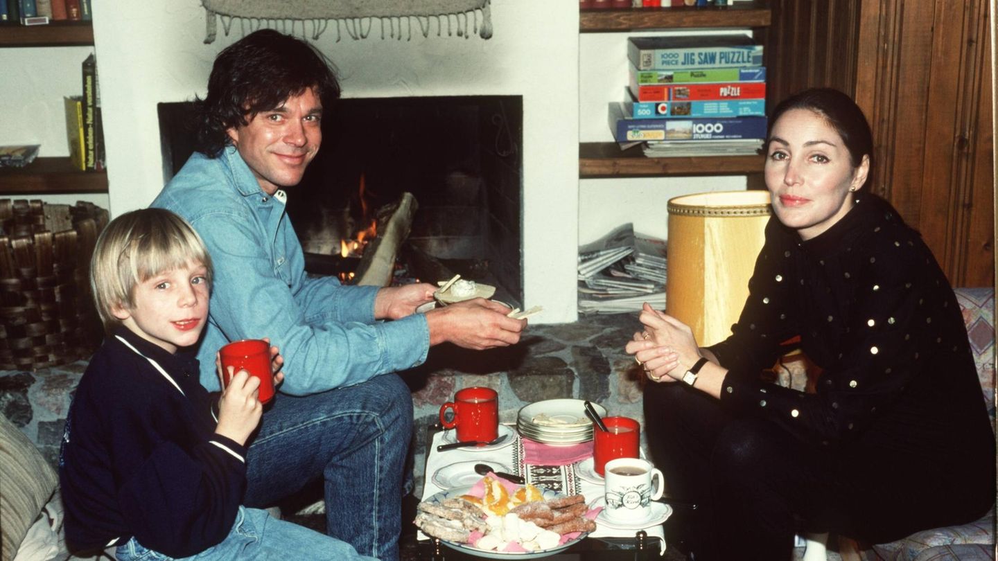 Jürgen Drews mit dem Schweizer Fotomodell Micheline Greub 1993