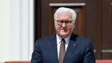 Mit der deutschen Staatsführung hat sich Melnyk schon lange vor dem russischen Angriff auf die Ukraine angelegt – meist mit Bundespräsident Frank-Walter Steinmeier, den er mehrfach offen kritisierte – vor allem für dessen in Melnyks Augen zu Russland-freundlichen Kurs in Steinmeiers Zeit als Bundesaußenminister (2005 bis 2009 sowie 2013 bis 2017).