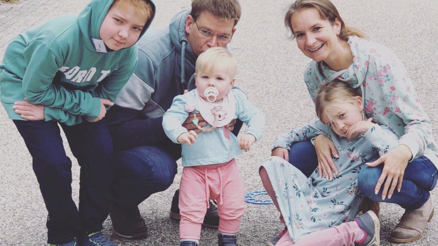 Fünfköpfige Familie Ewald