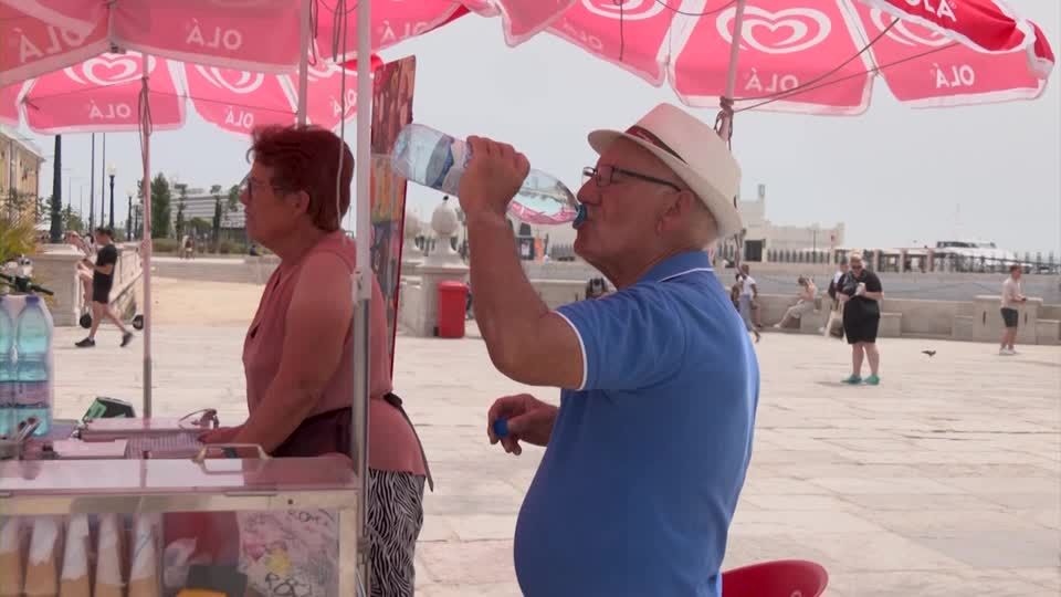 Video: Portugal stöhnt über die Hitze Video: Portugal stöhnt über die Hitze