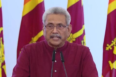 Nach Massenprotesten: Sri Lankas Präsident Rajapaksa flieht vor Rücktritt auf die Malediven