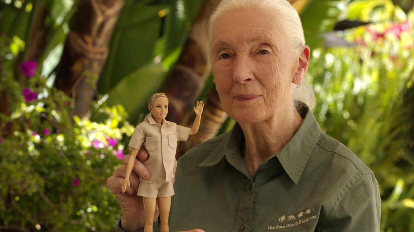 Dr. Jane Goodall