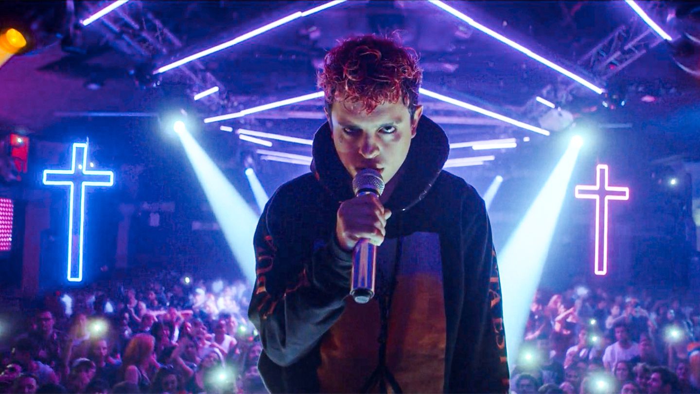 Fanático im Trailer Doppelgänger klaut Leben eines toten Popstars