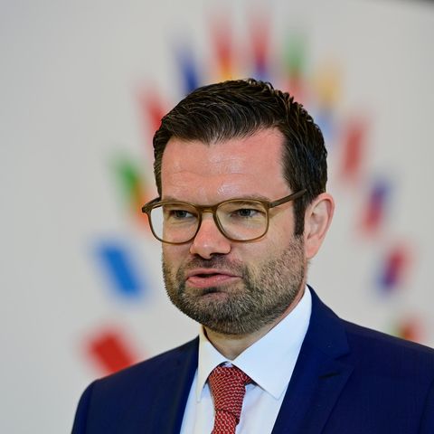 Marco Buschmann kritisiert Layla-Verbot