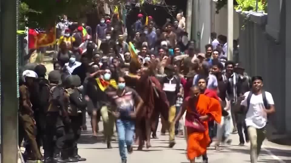 Video: Notstand in Sri Lanka ausgerufen