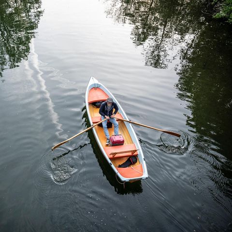Ruder-Reise: Mehr als 30 Kilometer ist Autor Andreas Beerlage die Wakenitz rauf- und runtergerudert