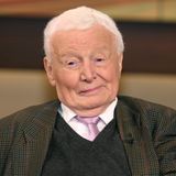 1983: Sein Buch "Machtwechsel. Die Ära Brandt-Scheel" stand 1982 und 1983 an der Spitze der "Spiegel"-Bestsellerliste. Im gleichen Jahr schloss die SPD den Historiker und Publizisten Arnulf Baring aus der Partei aus, weil Baring im Bundestagswahlkampf den FDP-Vorsitzenden Hans-Dietrich Genscher unterstützt hatte.