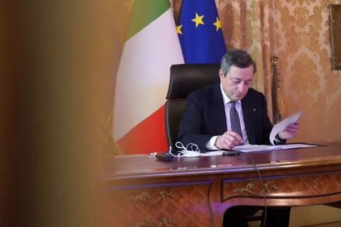 Video: Italiens Regierungschef Draghi kündigt Rücktritt an