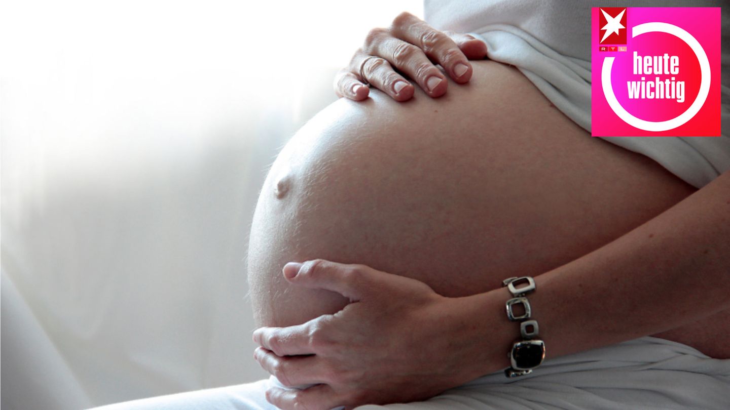 Die Petition #mutterschutzfüralle fordert Gleichberechtigung für selbstständige Schwangere (Symbolbild)