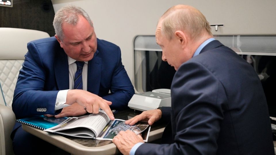 Roskosmos-Chef Rogosin und Präsident Putin