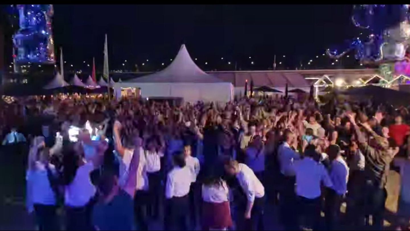 Layla auf Düsseldorfer Kirmes