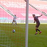 Robert Lewandowski schießt sein 41. Saisontor