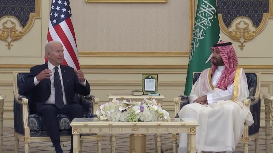 Video: Biden zieht positive Bilanz erster Gespräche in Saudi-Arabien Video: Biden zieht positive Bilanz erster Gespräche in Saudi-Arabien