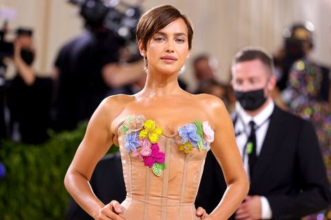 Irina Shayk schrieb auf Instagram "Russianzz"