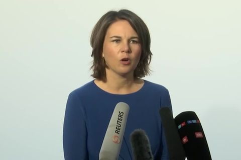 Video: Baerbock: Krieg ist Booster für Ausbau der erneuerbaren Energien
