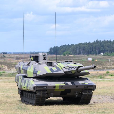 Panther KF51 und EMBT: Hochmodern, präzise und stark geschützt: Zwei neue deutsche Kampfpanzer sollen Putin Paroli bieten