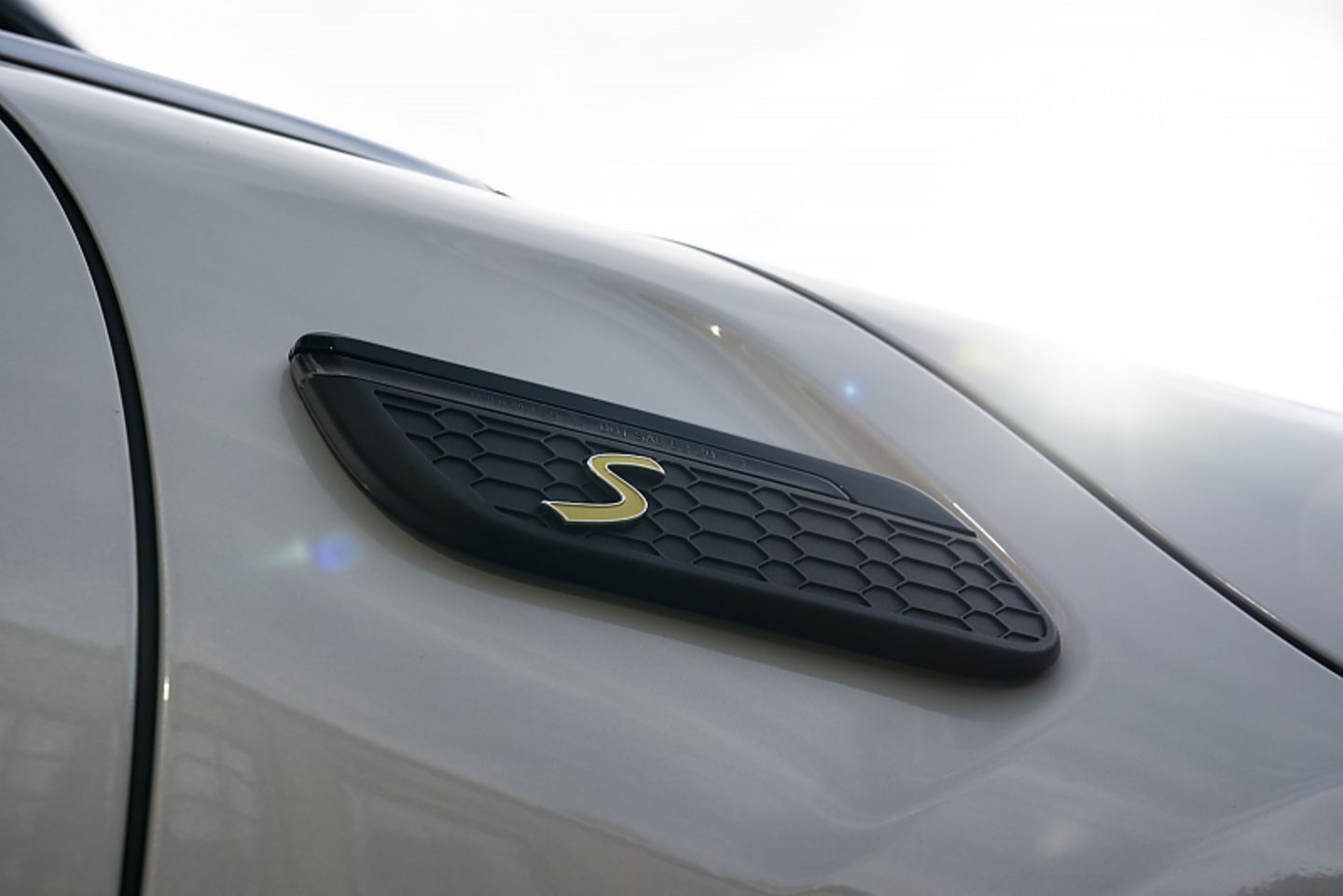 Mini Cooper SE Cabrio 2022