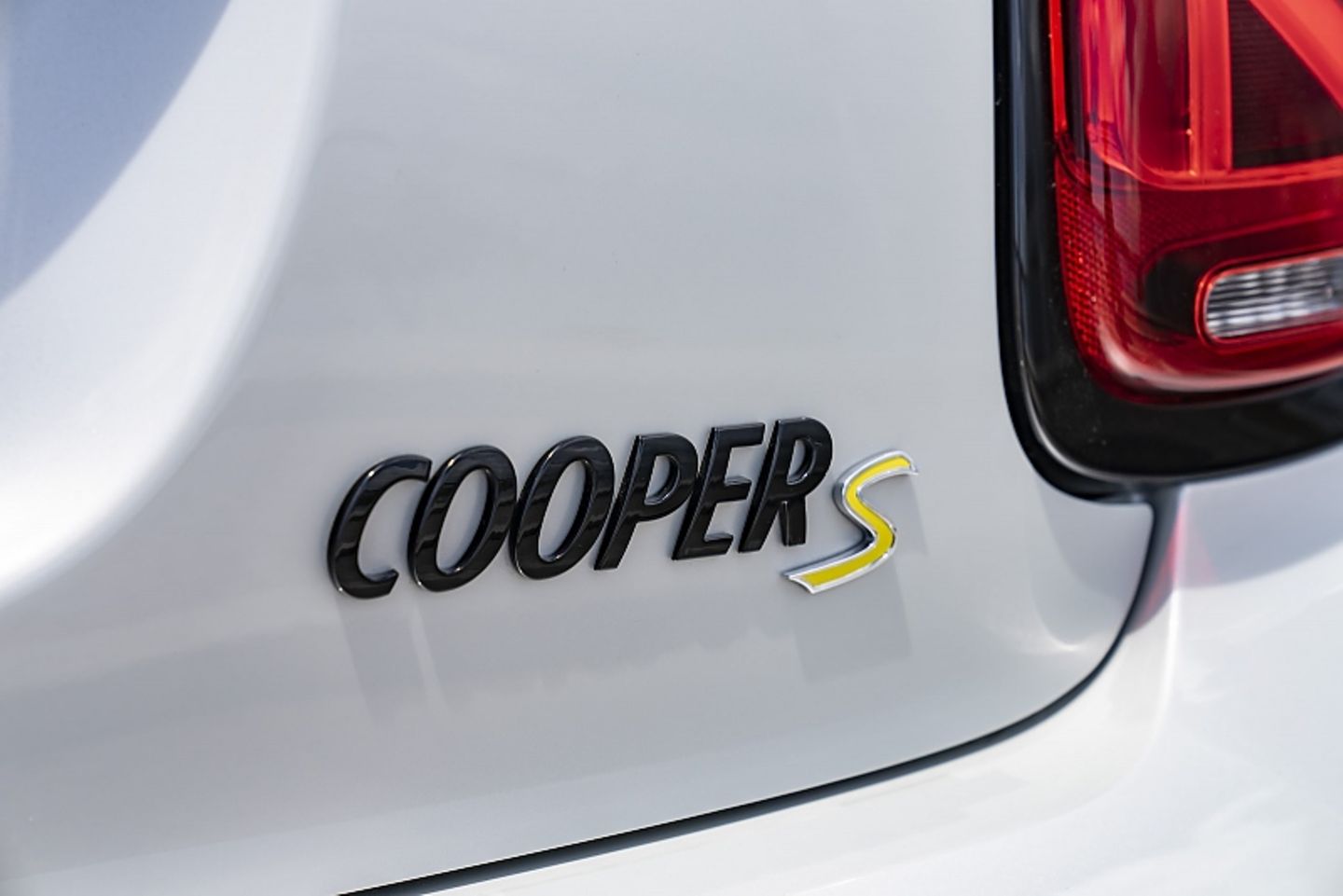 Mini Cooper SE Cabrio 2022