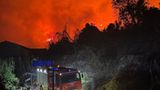 In der Toskana musste die Feuerwehr mehrere Häuser wegen eines großen Waldbrandes evakuieren